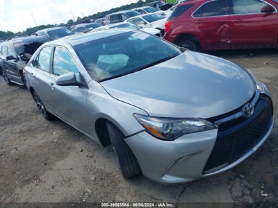 TOYOTA CAMRY 2016