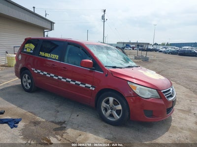VOLKSWAGEN ROUTAN 2010