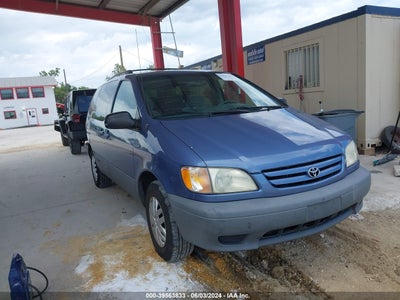 TOYOTA SIENNA 2002