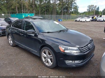 VOLKSWAGEN PASSAT 2012