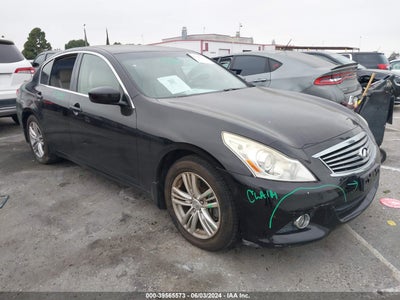 INFINITI G37 2013
