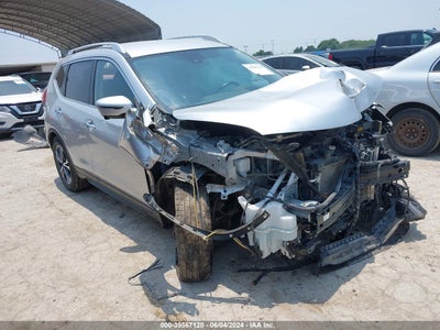 NISSAN ROGUE 2019