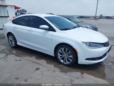 CHRYSLER 200 2015
