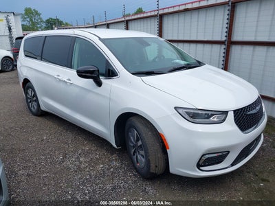 CHRYSLER PACIFICA HYBRID 2024