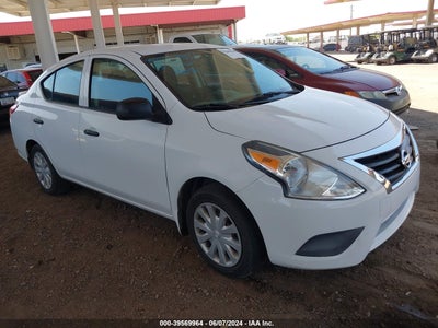 NISSAN VERSA 2015