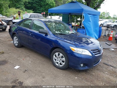 TOYOTA CAMRY 2011