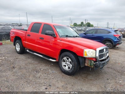 DODGE DAKOTA 2006