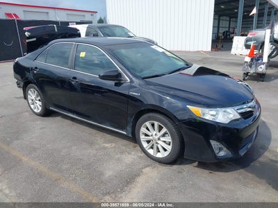 TOYOTA CAMRY HYBRID 2013