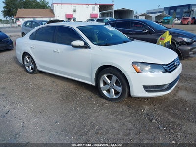 VOLKSWAGEN PASSAT 2014