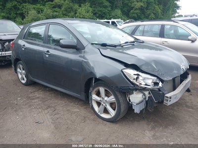 TOYOTA MATRIX 2010