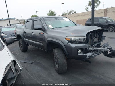 TOYOTA TACOMA 2019
