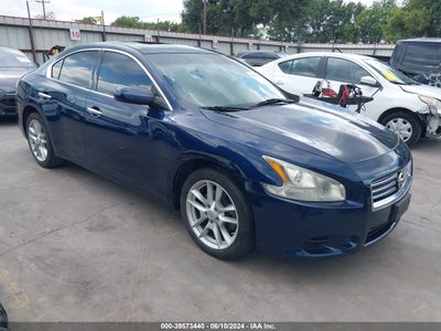 NISSAN MAXIMA 2014