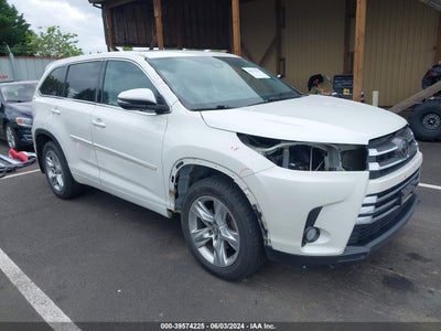 TOYOTA HIGHLANDER 2018