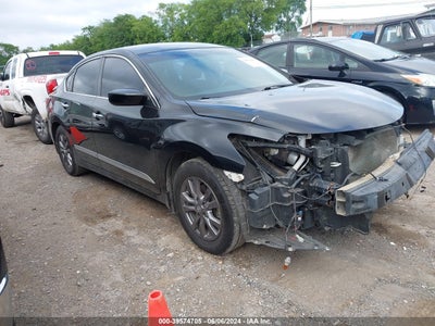 NISSAN ALTIMA 2015