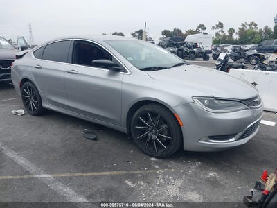CHRYSLER 200 2015