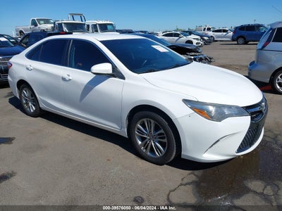 TOYOTA CAMRY 2016