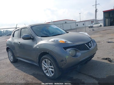 NISSAN JUKE 2011