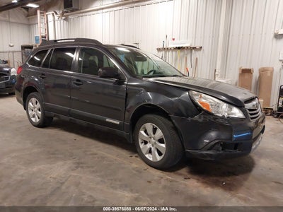 SUBARU OUTBACK 2011