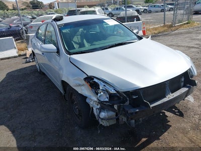NISSAN ALTIMA 2010