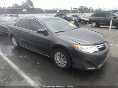 TOYOTA CAMRY 2012