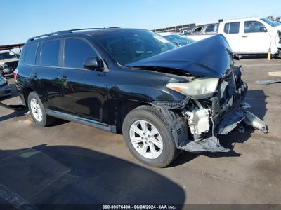 TOYOTA HIGHLANDER 2013