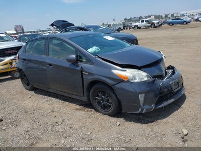 TOYOTA PRIUS 2014