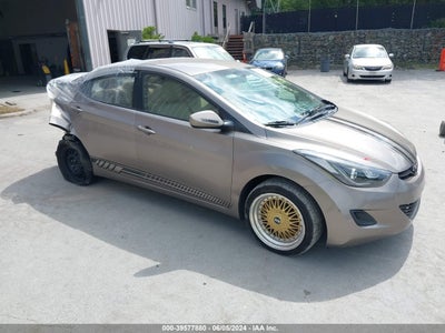 HYUNDAI ELANTRA 2011