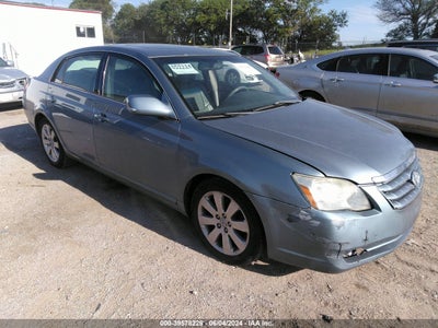 TOYOTA AVALON 2005