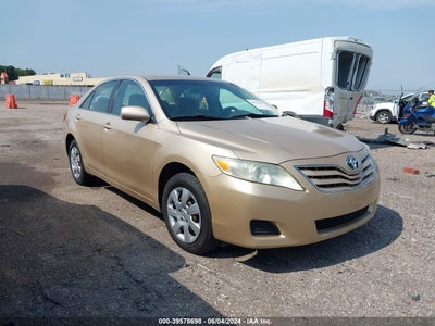 TOYOTA CAMRY 2010