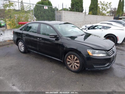 VOLKSWAGEN PASSAT 2013