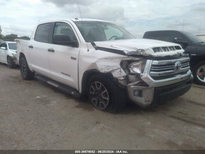 TOYOTA TUNDRA 2017