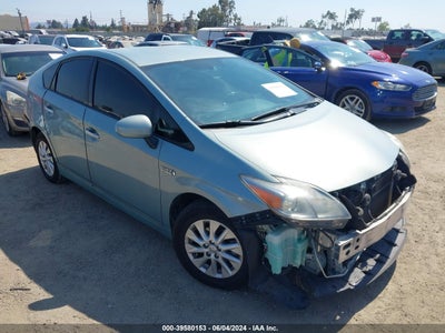 TOYOTA PRIUS PLUG-IN 2014
