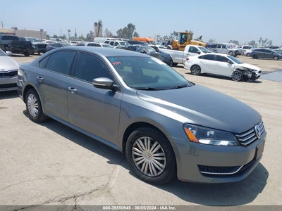 VOLKSWAGEN PASSAT 2015