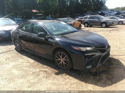 TOYOTA CAMRY 2021