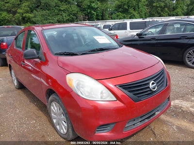 NISSAN VERSA 2013