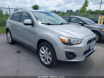 MITSUBISHI OUTLANDER SPORT 2015