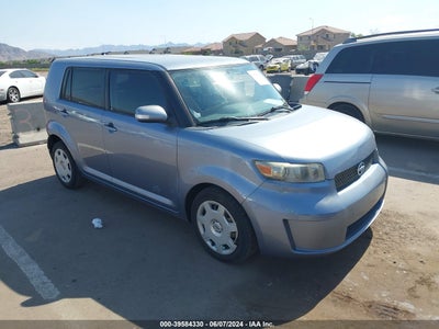 SCION XB 2010