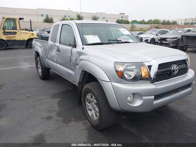 TOYOTA TACOMA 2011