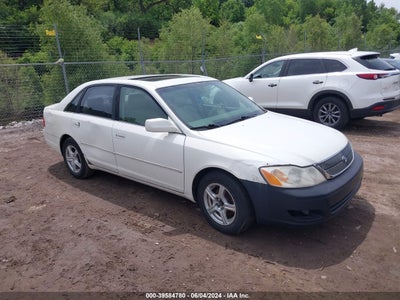 TOYOTA AVALON 2001