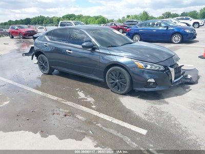 NISSAN ALTIMA 2020