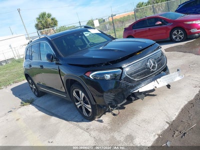 MERCEDES-BENZ EQB 300 SUV 2023