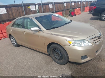 TOYOTA CAMRY 2011