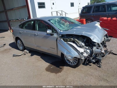 FORD FUSION HYBRID 2015