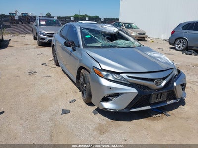 TOYOTA CAMRY 2018