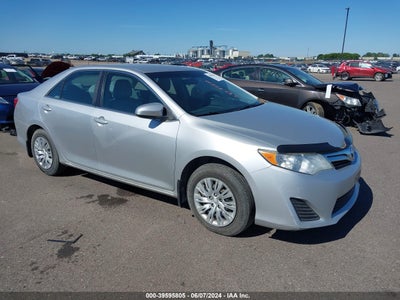 TOYOTA CAMRY 2012