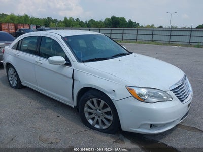 CHRYSLER 200 2013