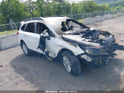 SUBARU OUTBACK 2017