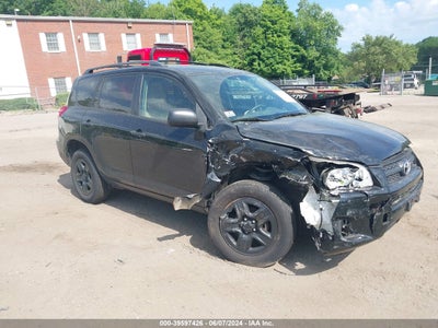 TOYOTA RAV4 2011