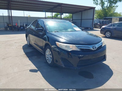 TOYOTA CAMRY 2014