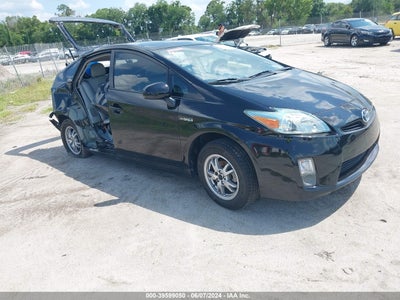 TOYOTA PRIUS 2010